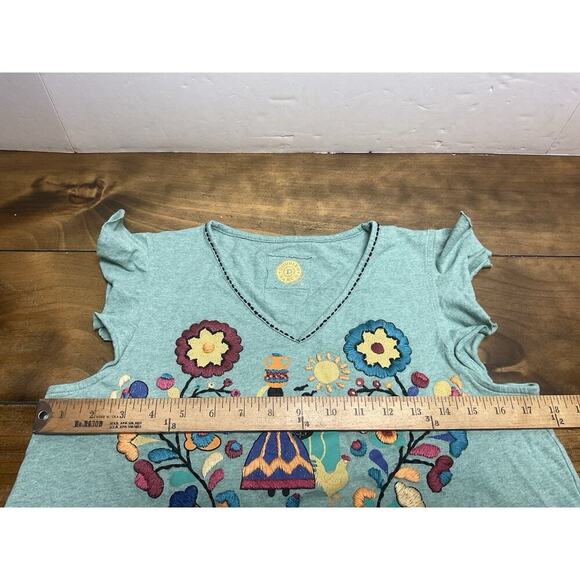 Double D Ranch Floral Embroidered Tee Green Contrast Stitching Medium - Picture 7 of 11